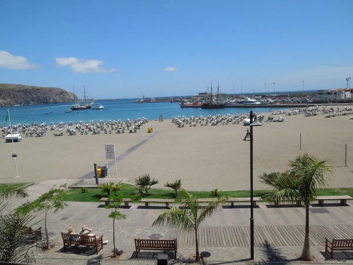 Apartmán Castle Harbour With Heated Pool, Only 700 Meters To The Beach, Wifi, Balcony Arona  Arona (Tenerife)